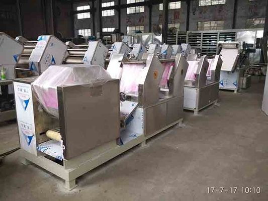 China Betrouwbare Onmiddellijke Noedel die Machine, Geavanceerde Semi Automatische Noedelmachine maken leverancier