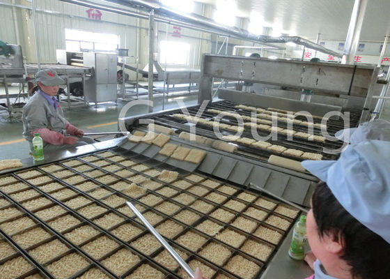 China 240 000 Cakes 900mm de Rol Gebraden Machine 65-80g van de Zak Onmiddellijke Noedel/Cake leverancier