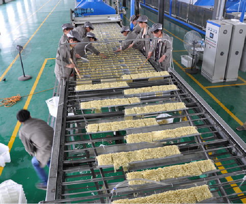China Het Maken van China de Automatische Gebraden Onmiddellijke Machine van de Makerproductielijn leverancier