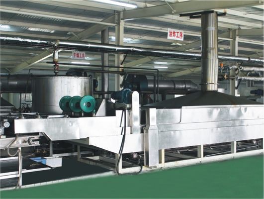 China Geavanceerde Technologie Automatische Noedel die Machine, Gebraden Onmiddellijke Noedelproductielijn maakt leverancier